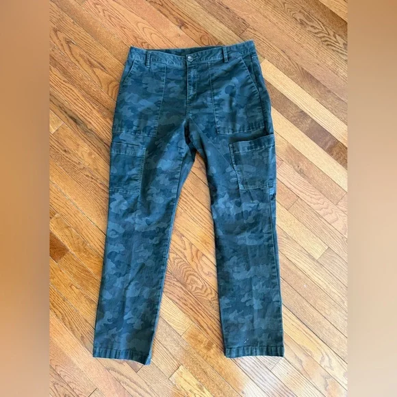 Cabi Amelia Pant - Picture 3 of 11
